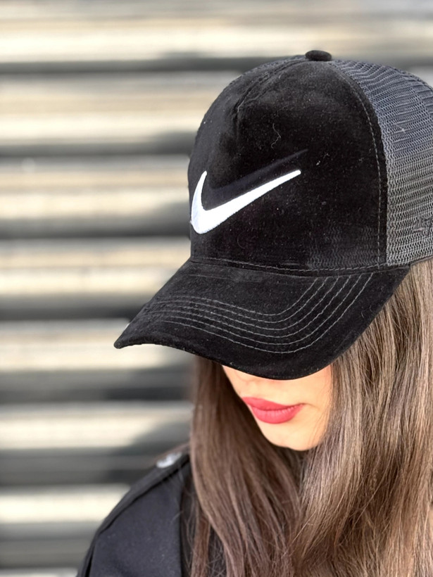 کلاه پشت تور مخمل طرح نایک - Nike